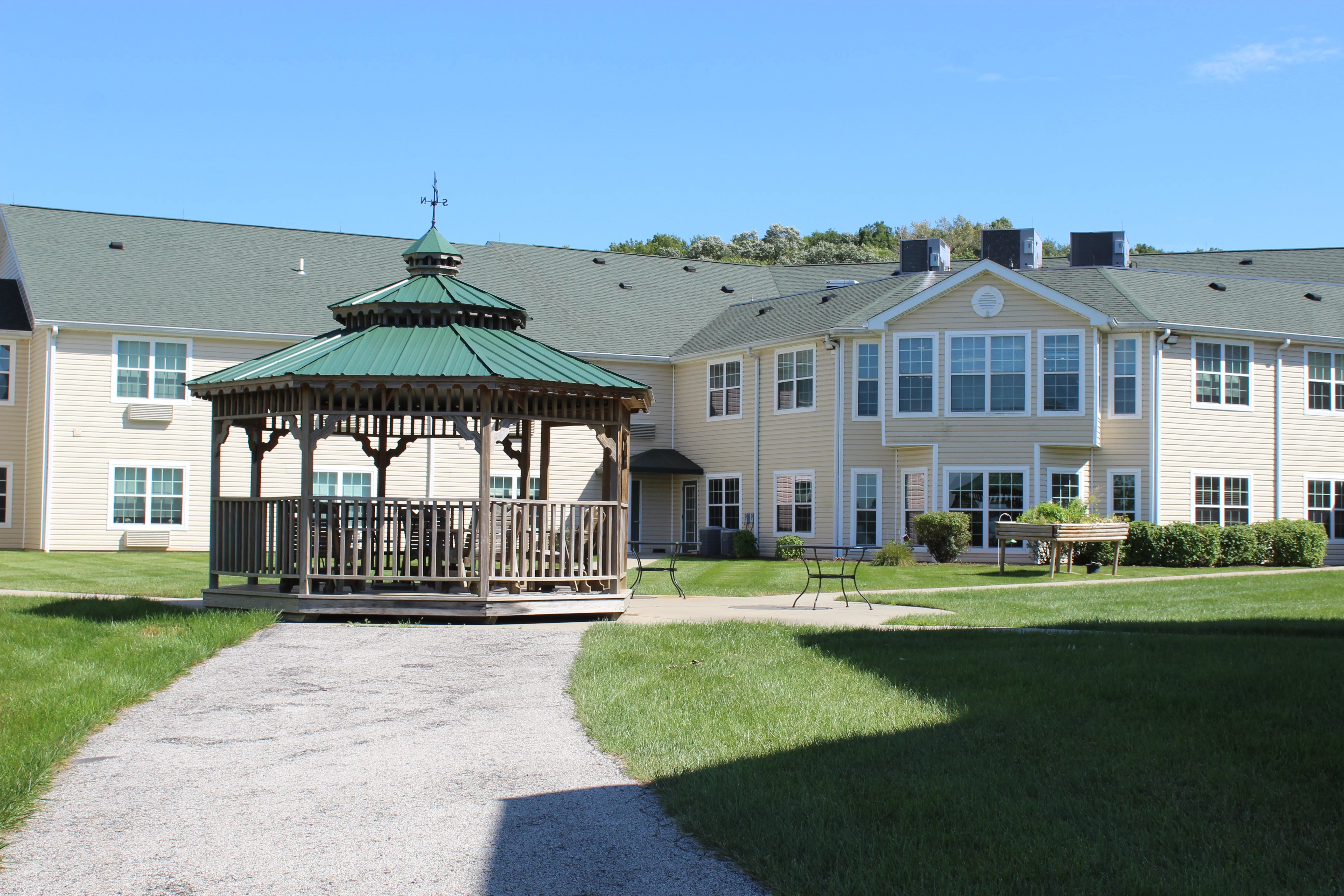 Knollwood Retirement Community