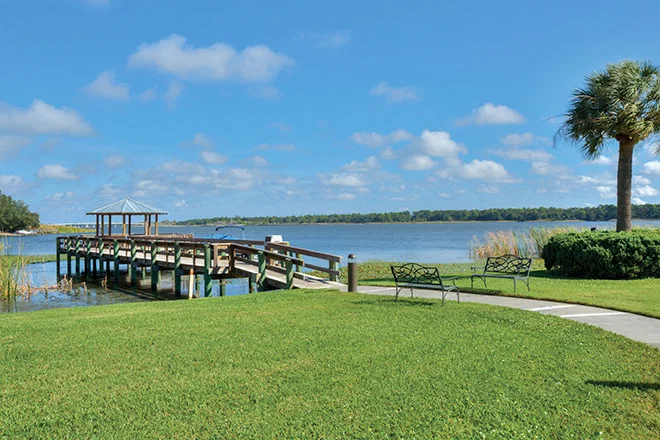 LAKE SEMINOLE SQUARE