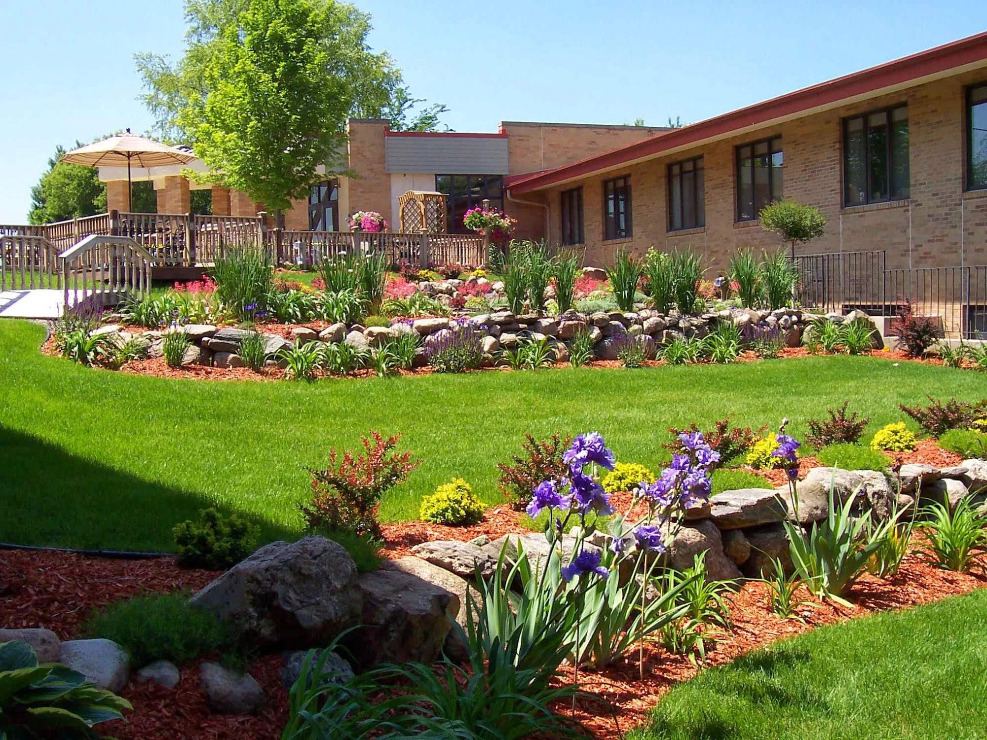 Lake Ridge Senior Health & Living Senior Living Community