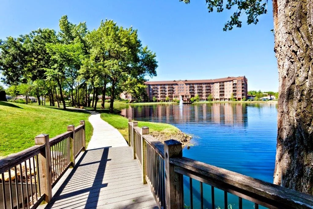 Lakeview Village
