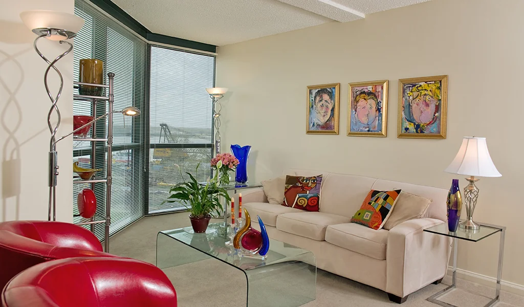 Lambeth House Retirement Community - Independent & Assisted Living