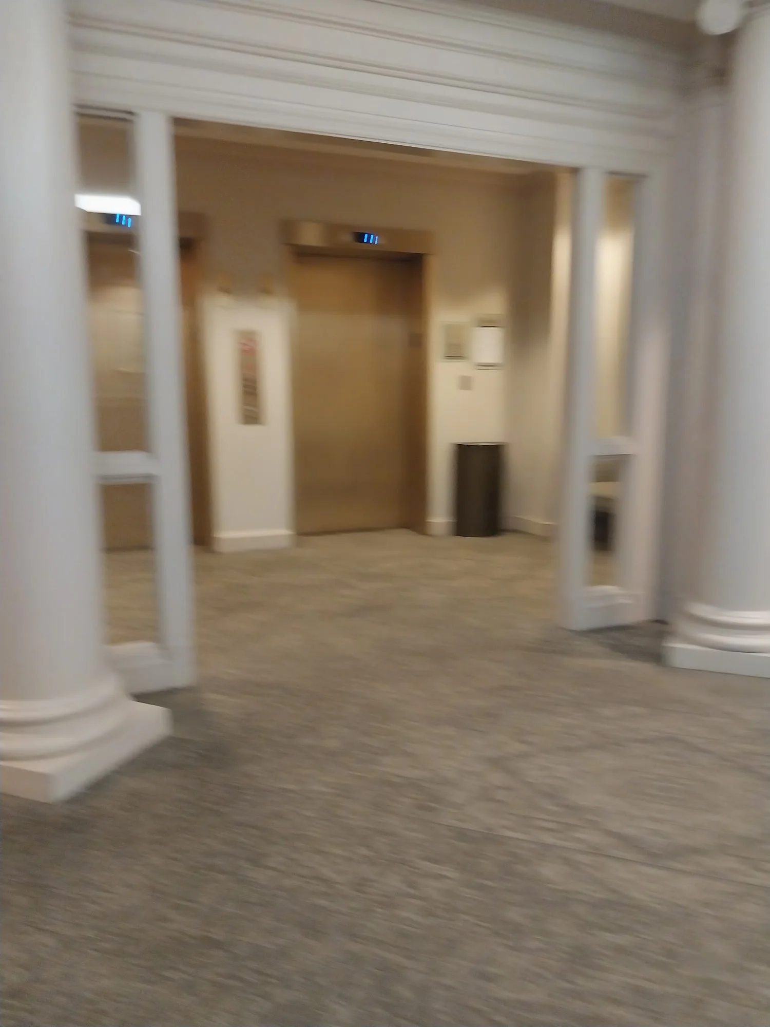 Lambeth House Retirement Community - Independent & Assisted Living