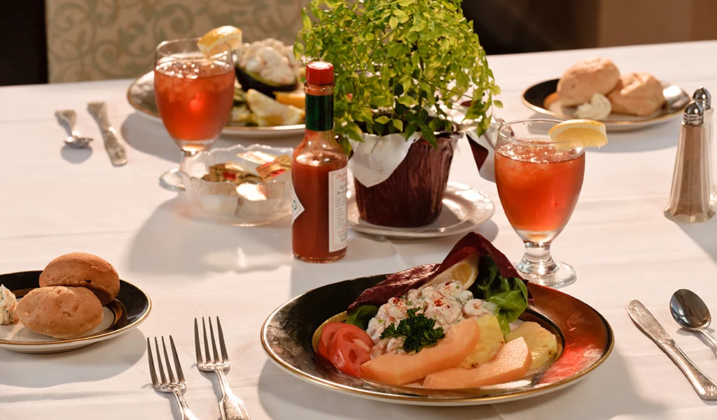 Lambeth House Retirement Community - Independent & Assisted Living