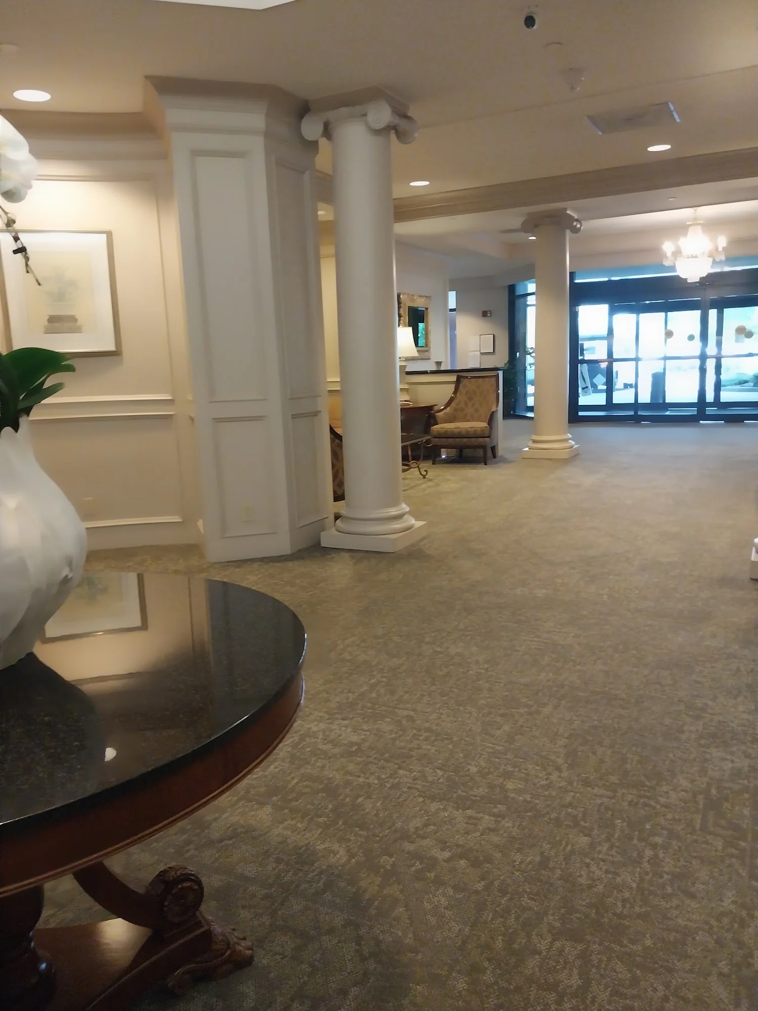 Lambeth House Retirement Community - Independent & Assisted Living