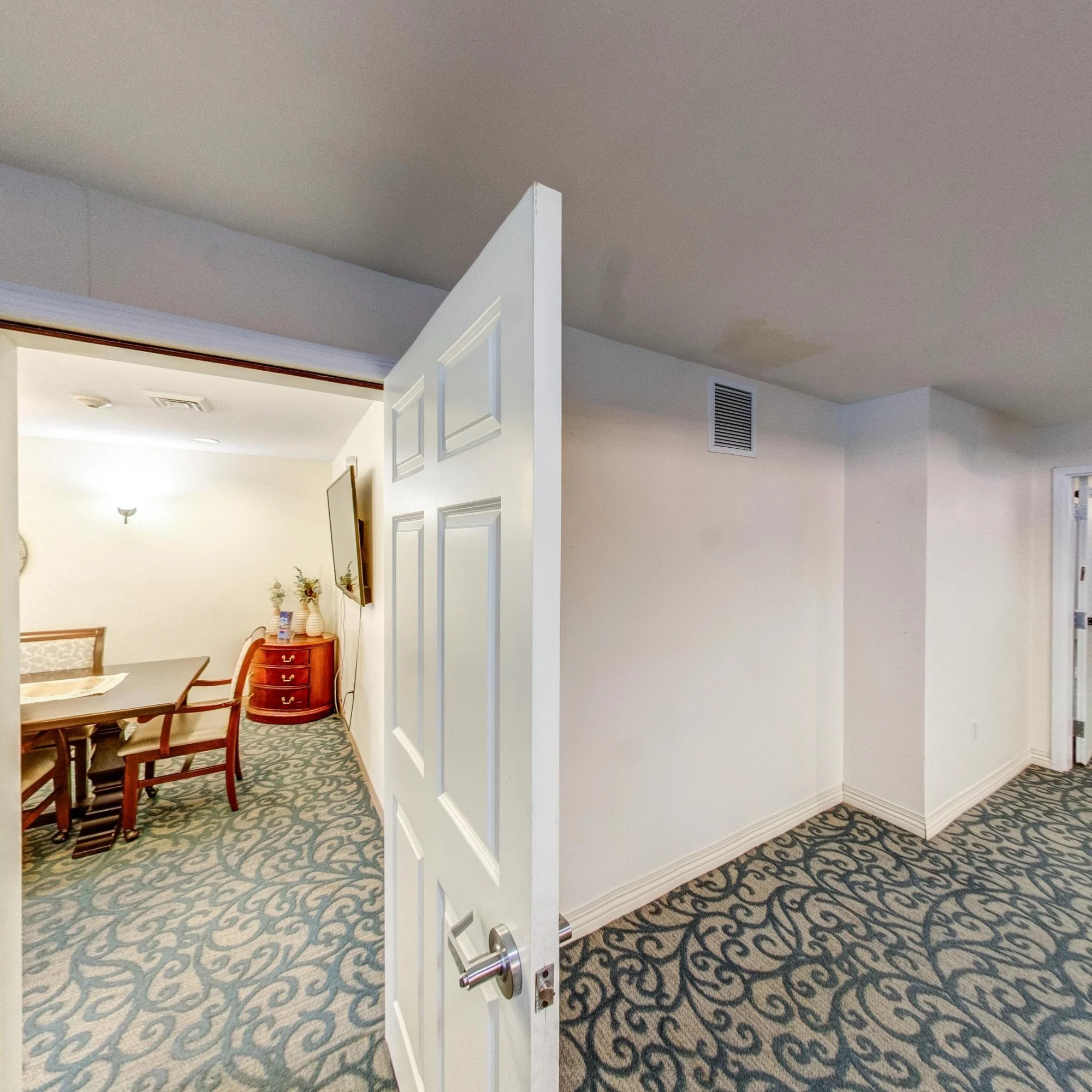 Ledgewood Bay Assisted Living