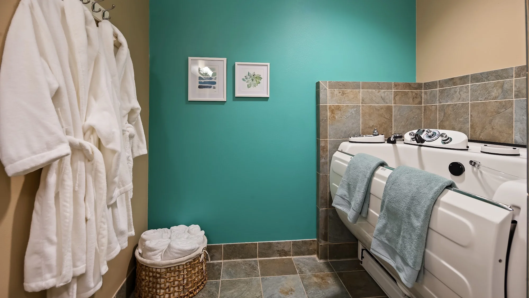 Legend Memory Care at Rivendell