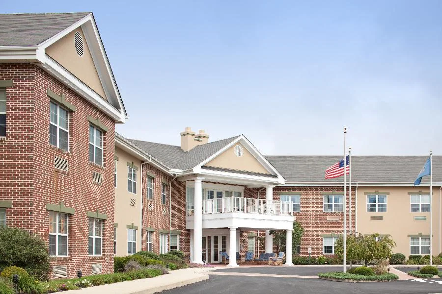 LEHIGH COMMONS
