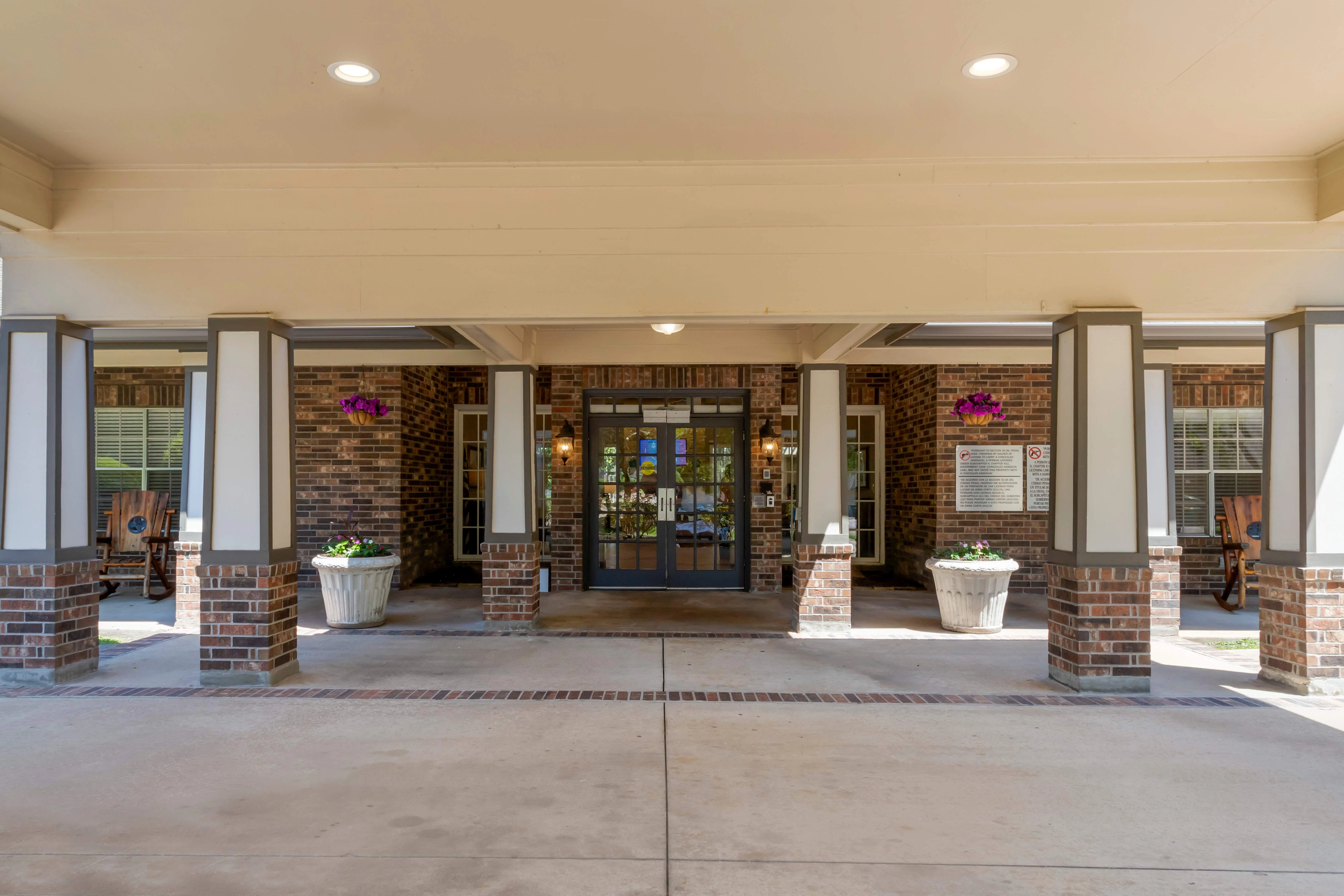 LEWIS PARK ESTATES SENIOR LIVING