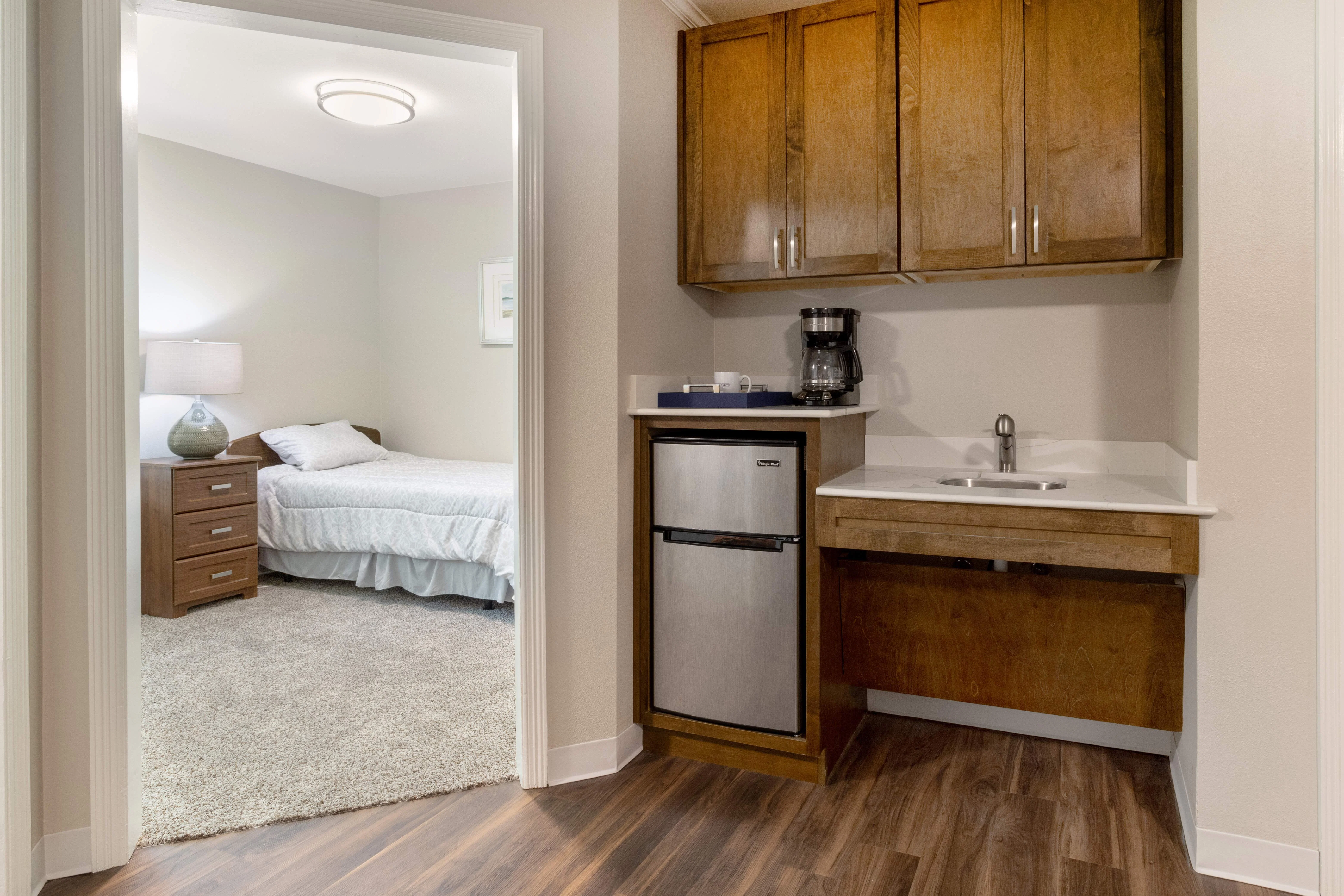 LEWIS PARK ESTATES SENIOR LIVING