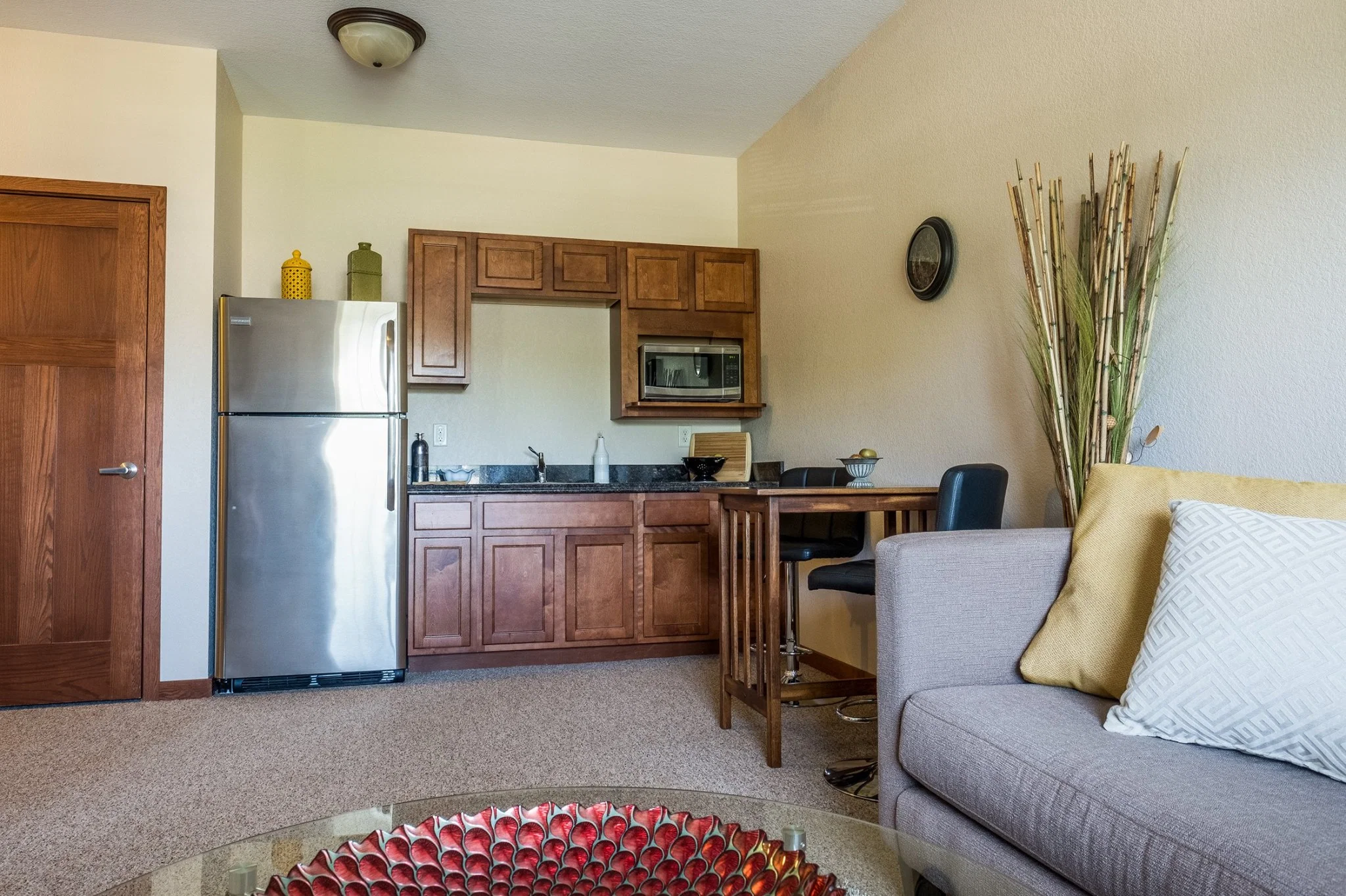 LINCOLN VILLAGE SENIOR LIVING
