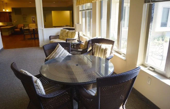 LINDEN SQUARE SENIOR CARE