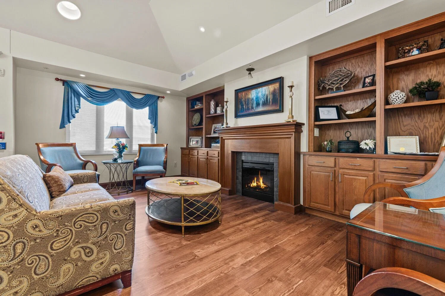 LINDEN SQUARE SENIOR CARE