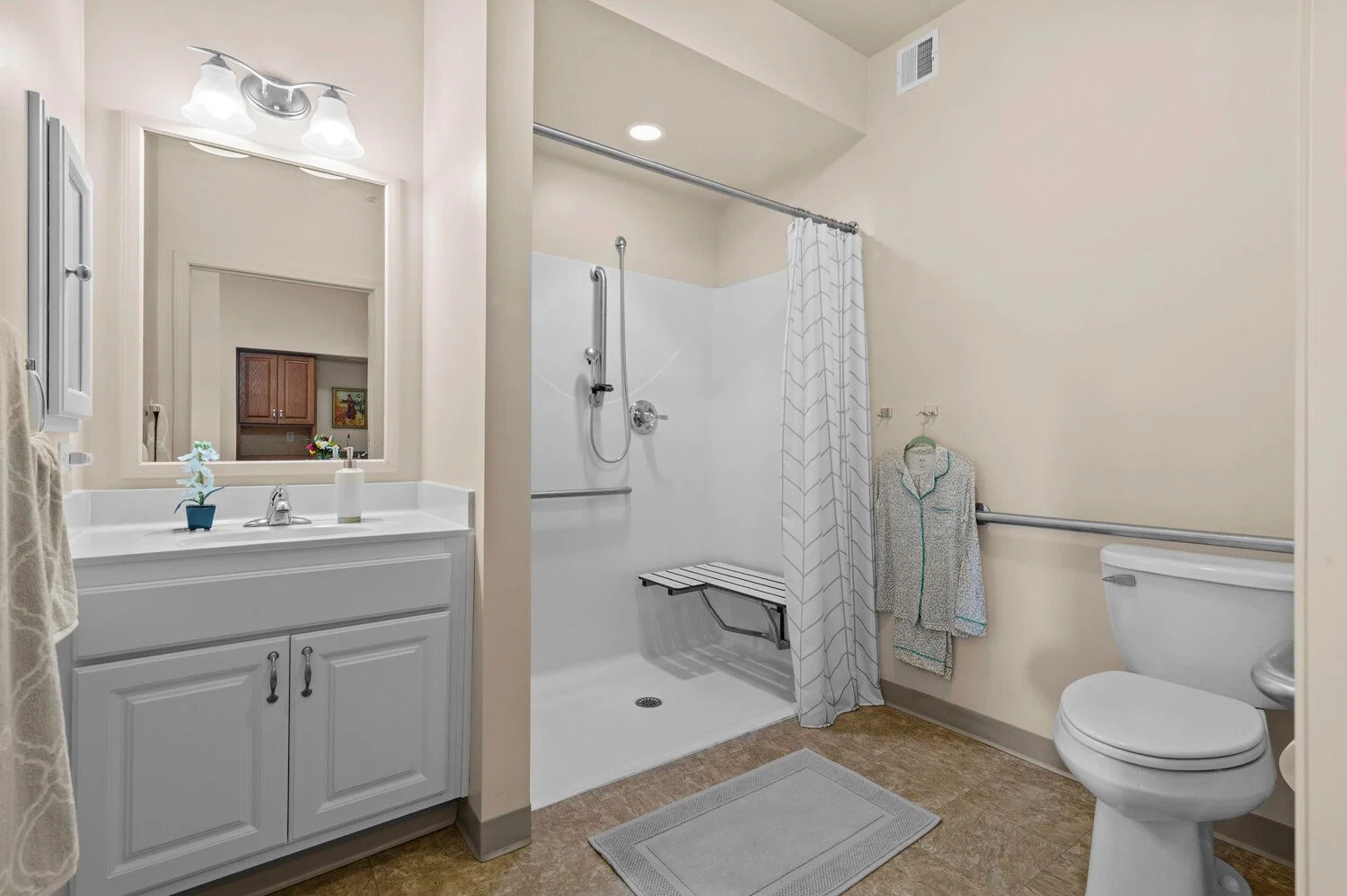 LINDEN SQUARE SENIOR CARE