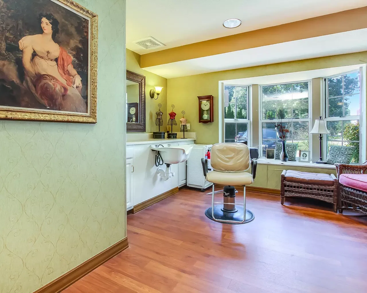 LUDINGTON WOODS ASSISTED LIVING & MEMORY CARE