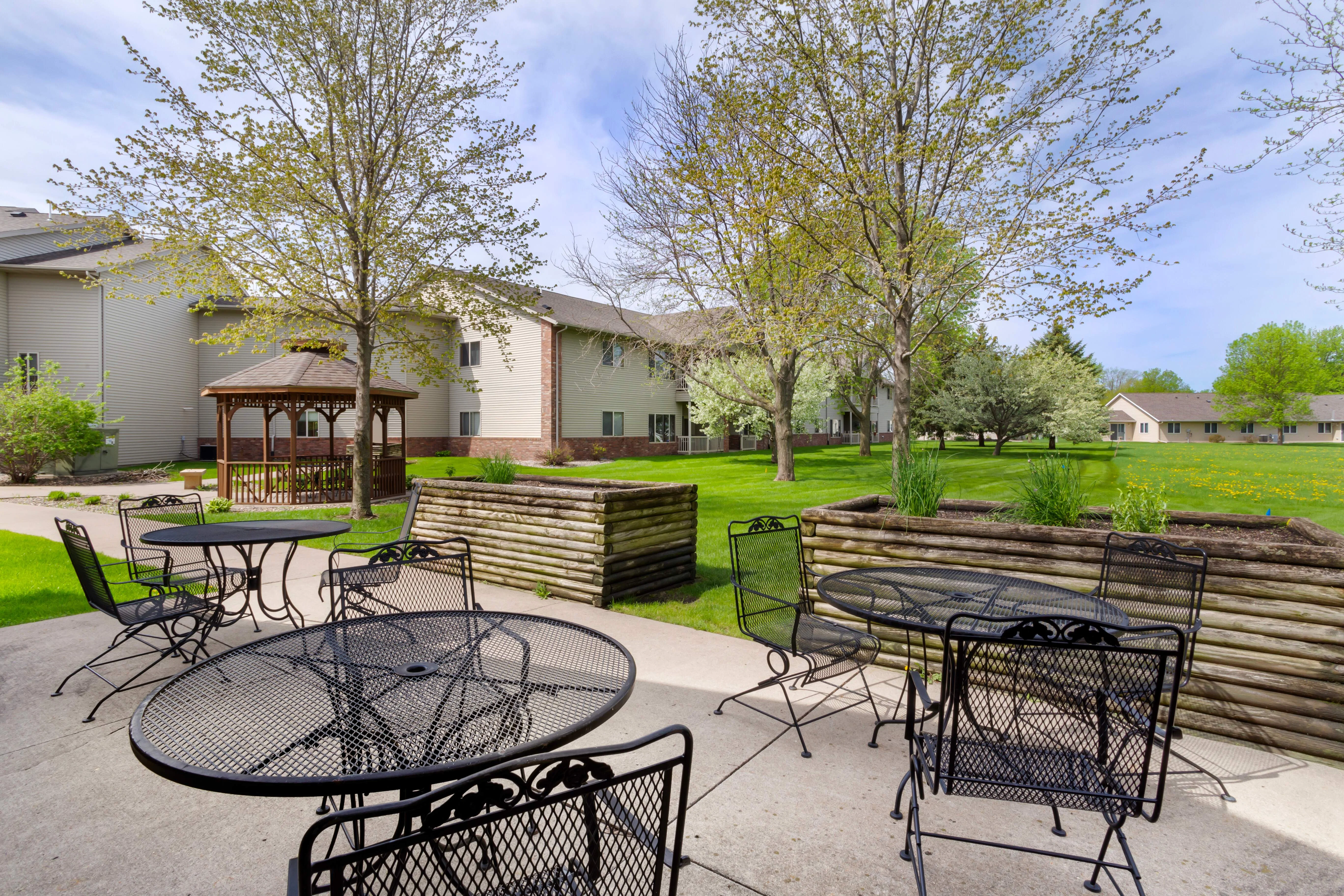 MANKATO LODGE SENIOR LIVING