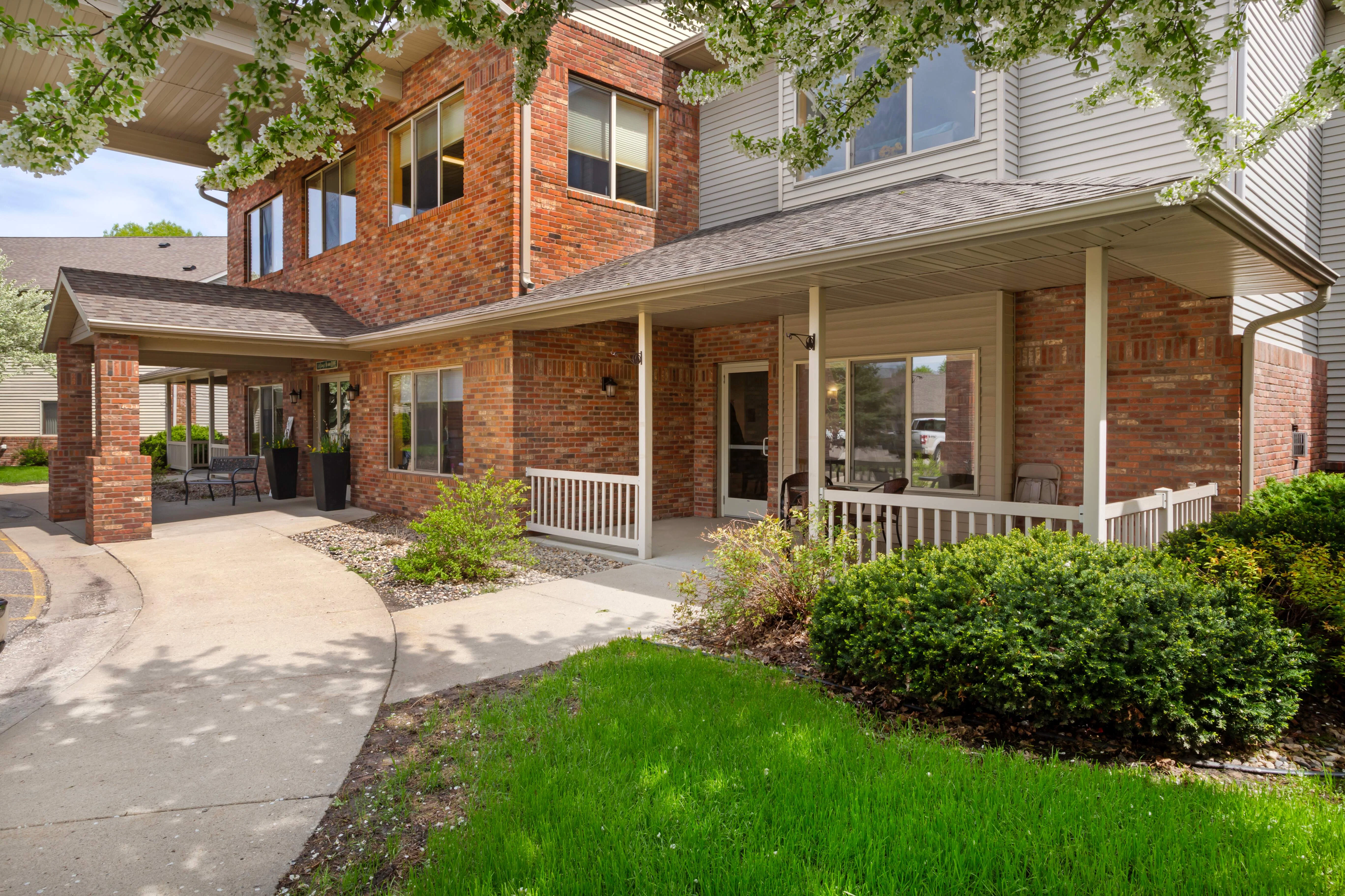 MANKATO LODGE SENIOR LIVING