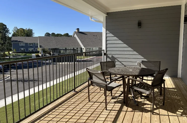 Manor Lake Assisted Living, Memory Care & Independent Living - Hickory Flat