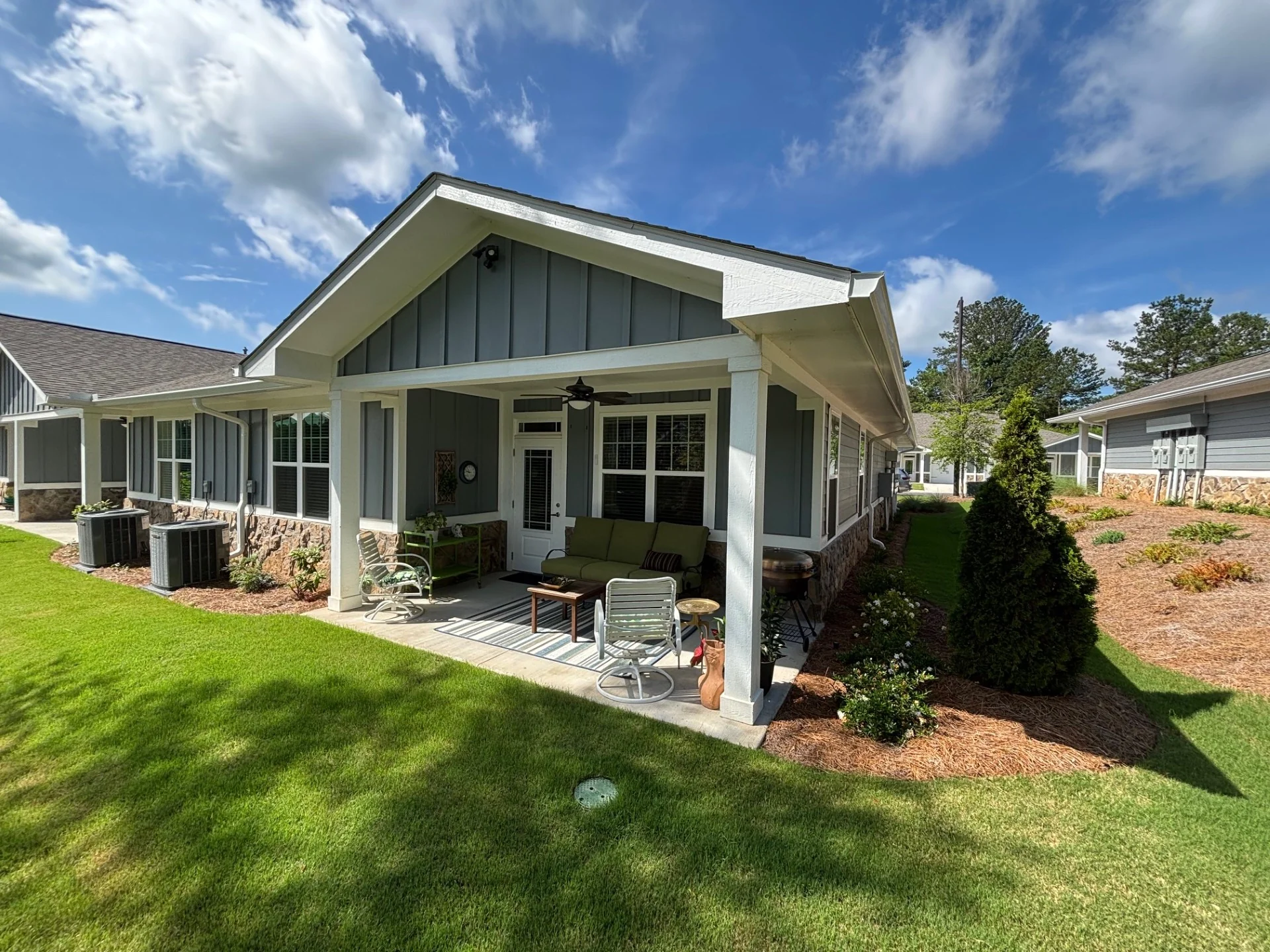 Manor Lake Assisted Living, Memory Care & Independent Living - Hickory Flat