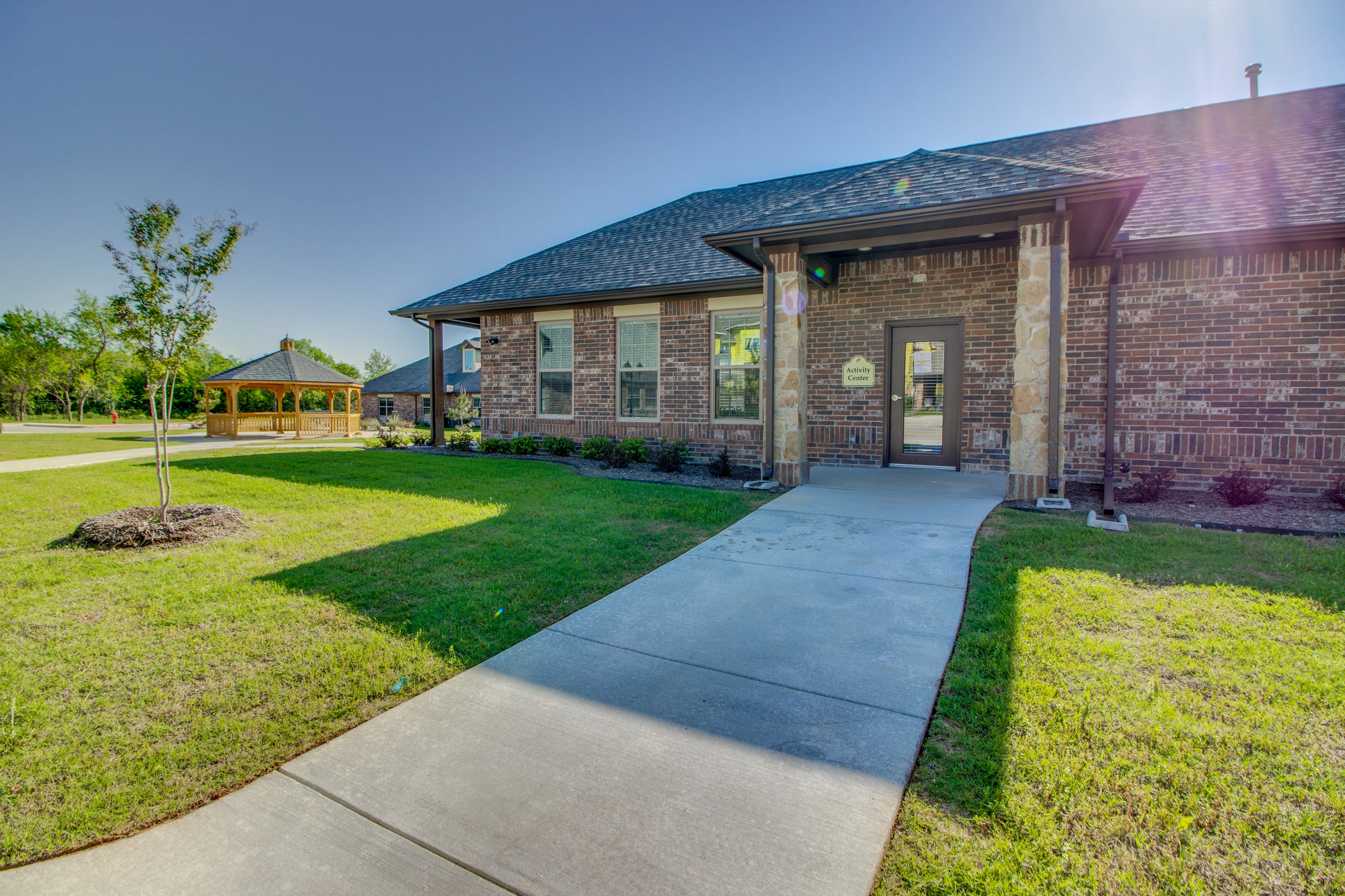 MAYBERRY GARDENS, GRAND PRAIRIE