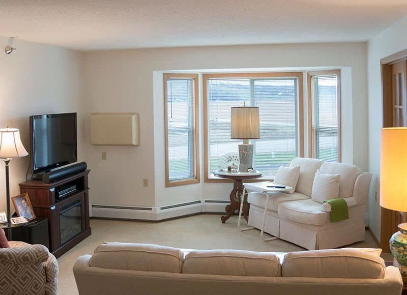 MEADOW LAKES SENIOR LIVING