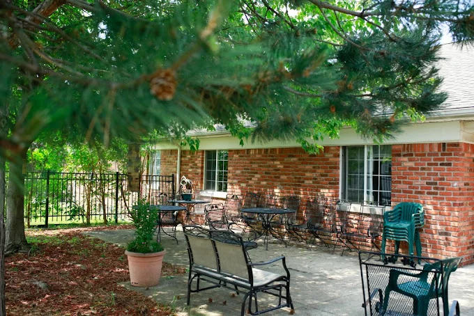 MEADOWS ASSISTED LIVING OF TROY