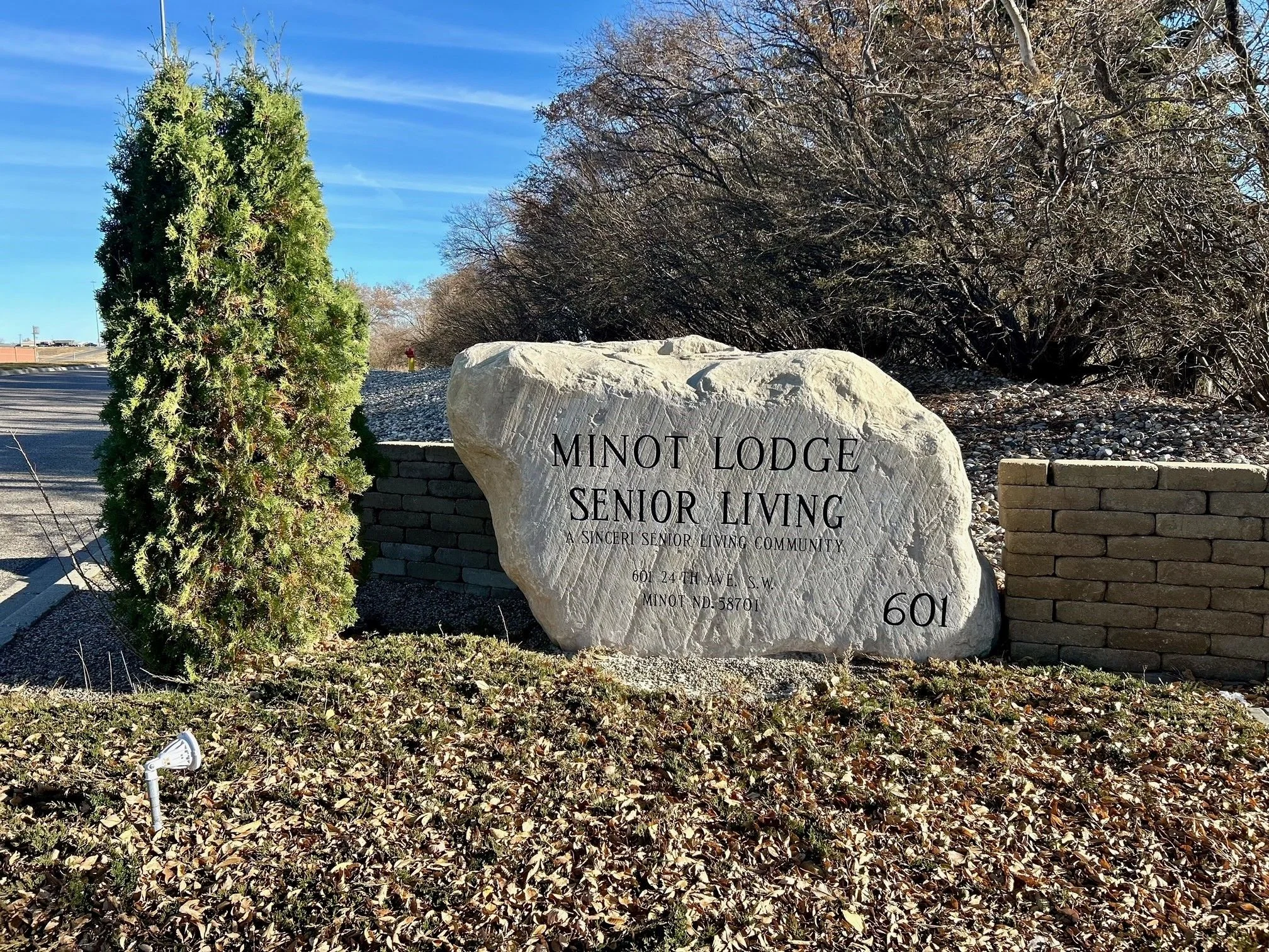 MINOT LODGE SENIOR LIVING
