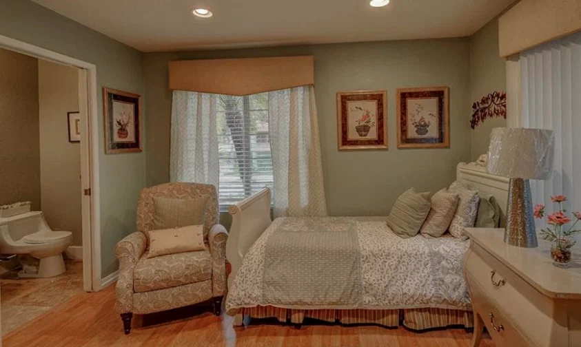 NEW HOME SENIOR CARE