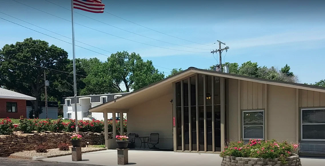 Oak Creek Senior Living - Assisted Living photo
