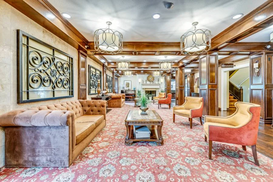OAKLAND HEIGHTS SENIOR LIVING