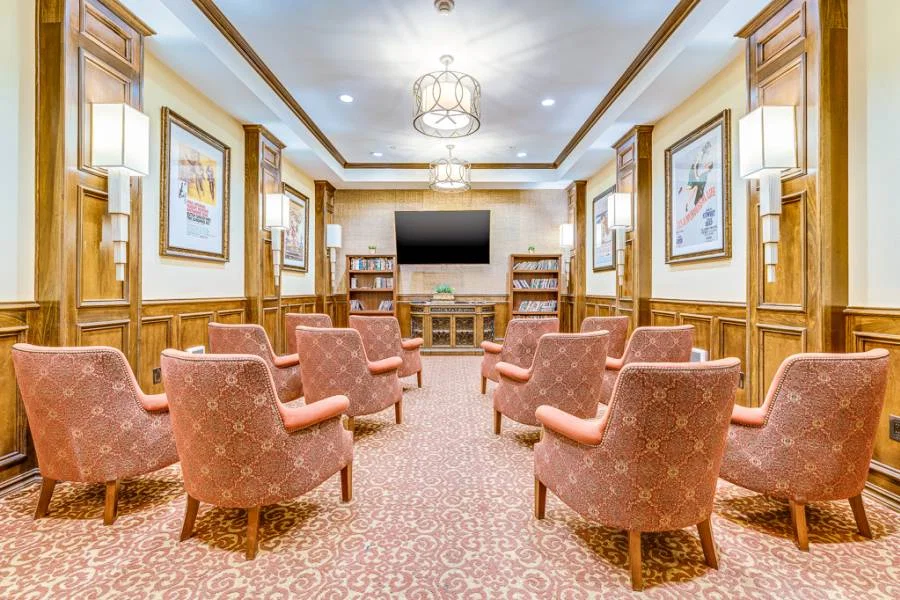 OAKLAND HEIGHTS SENIOR LIVING