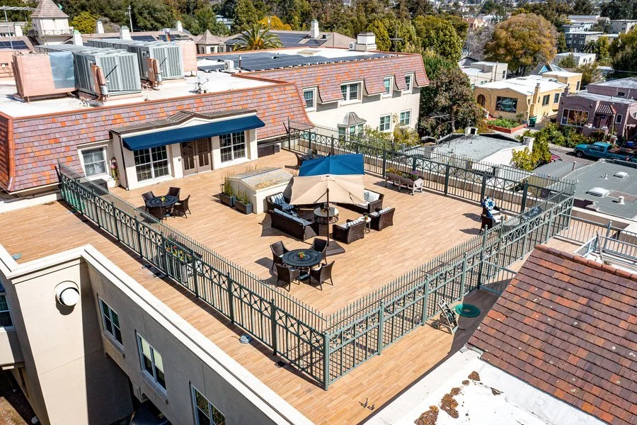 OAKLAND HEIGHTS SENIOR LIVING