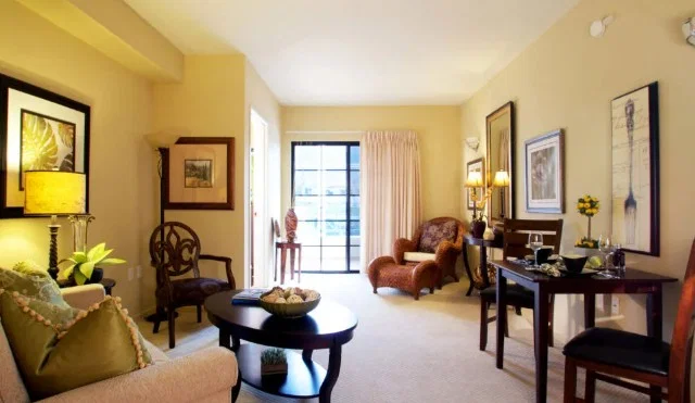 Oakmont of Beverly Hills - Assisted Living photo
