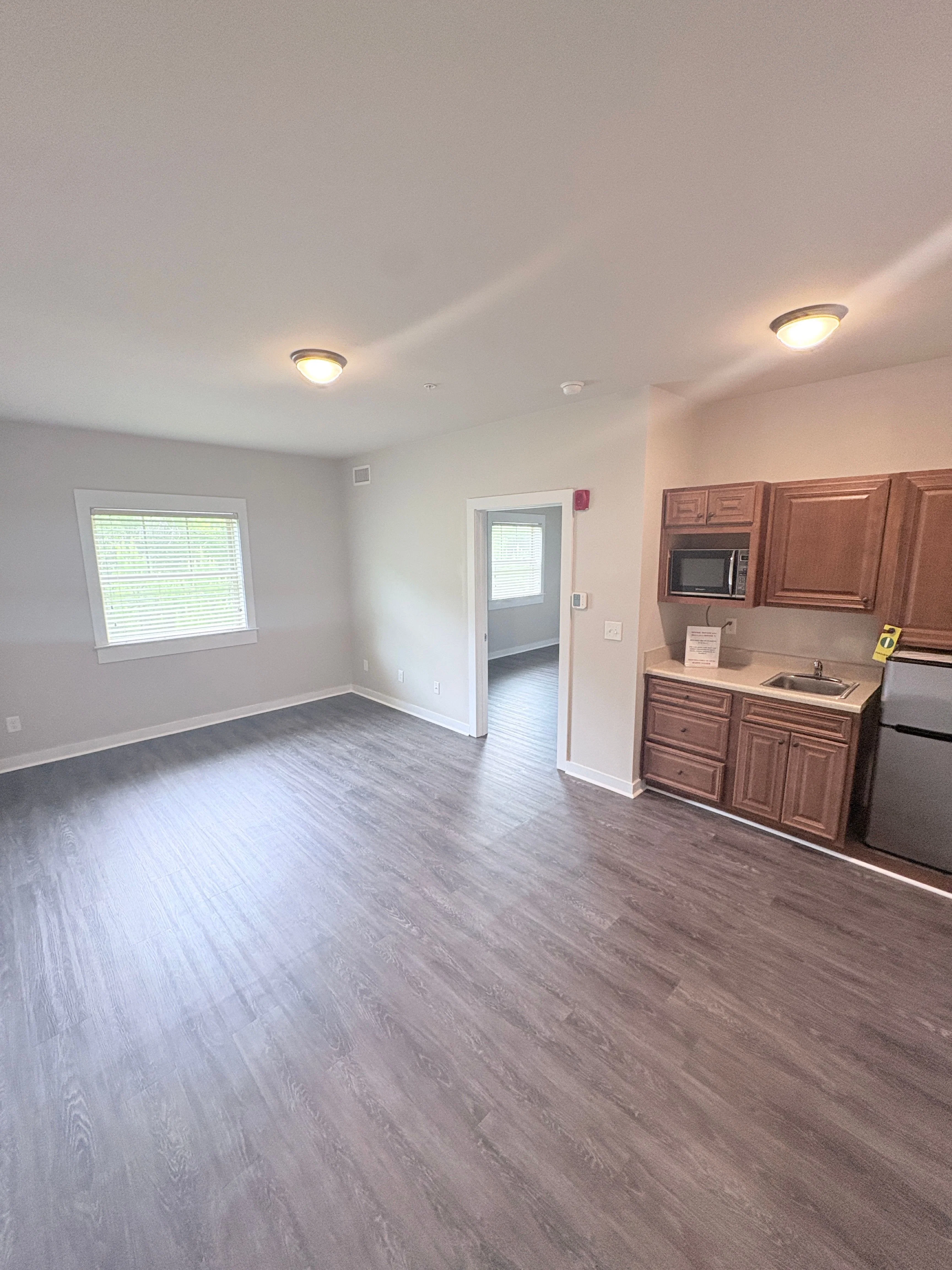 Oaks at Grove Park - Assisted Living photo