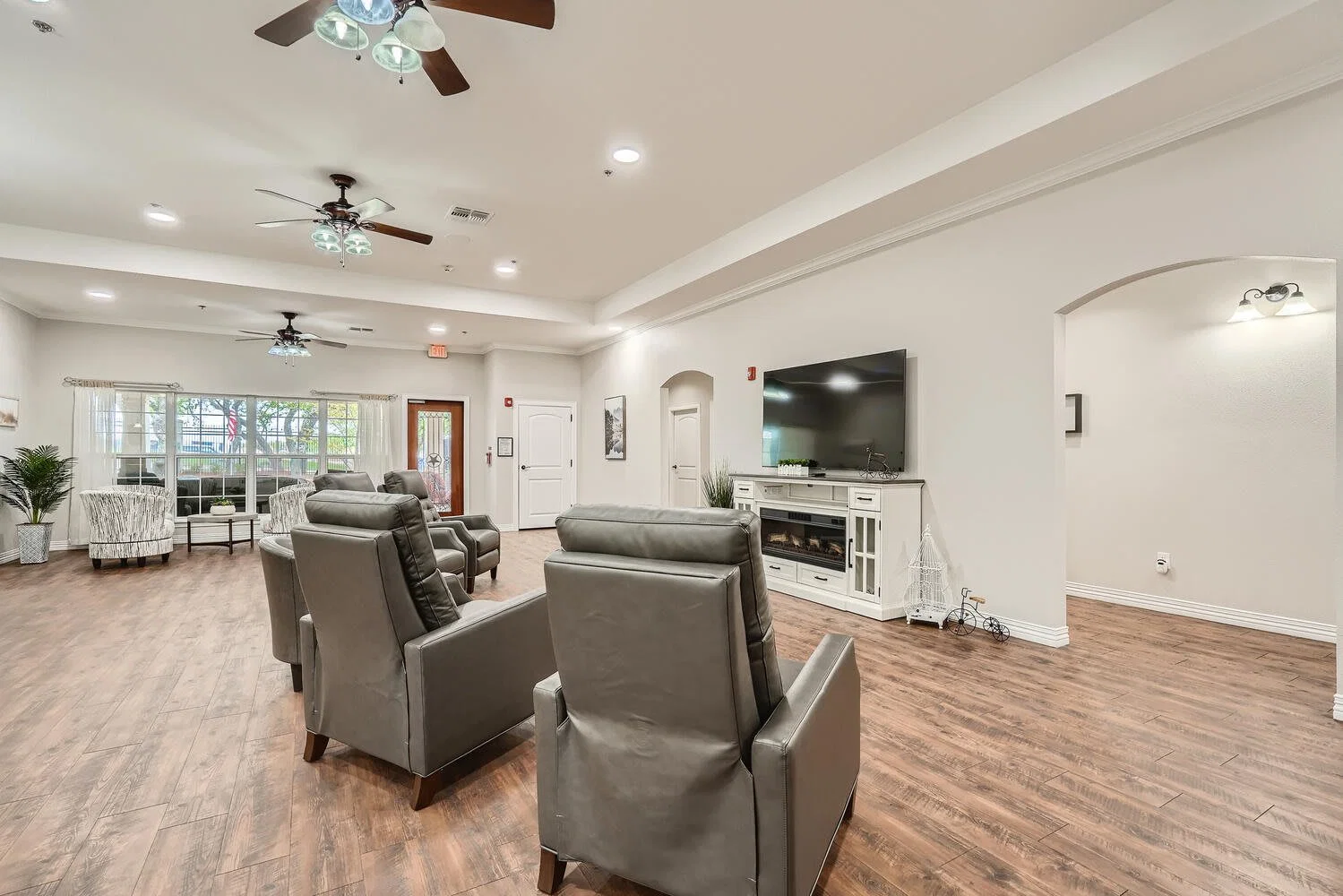 OneStone Oak Senior Living