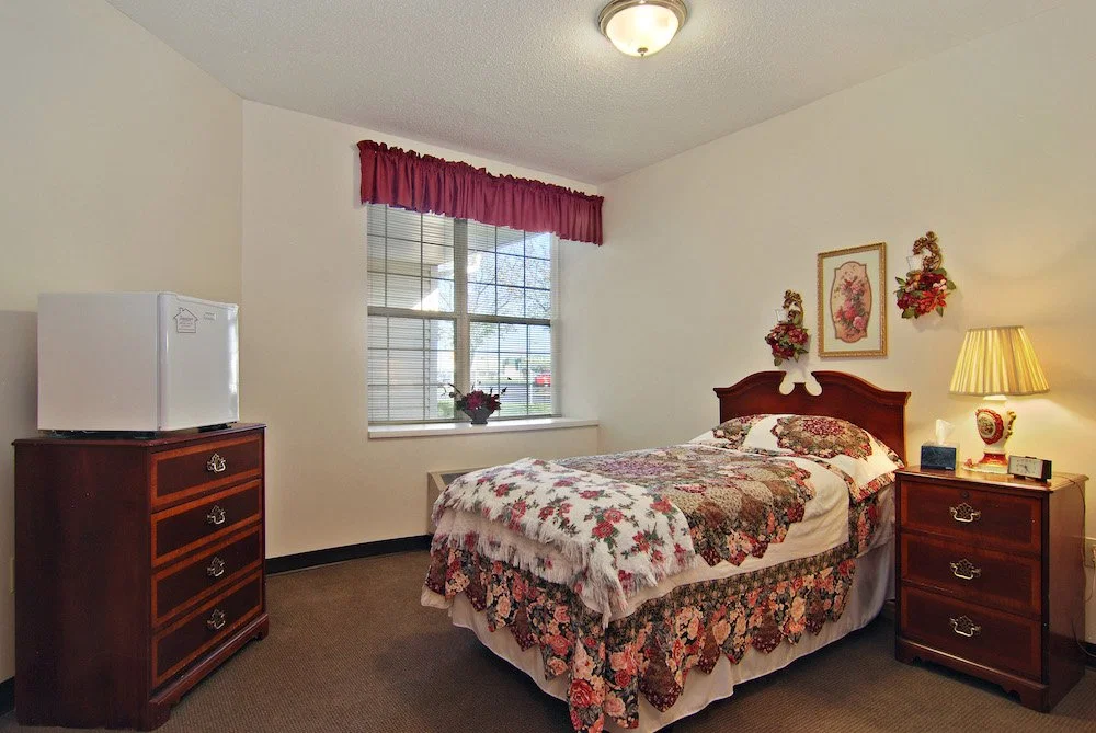 ONTARIO ESTATES SENIOR LIVING