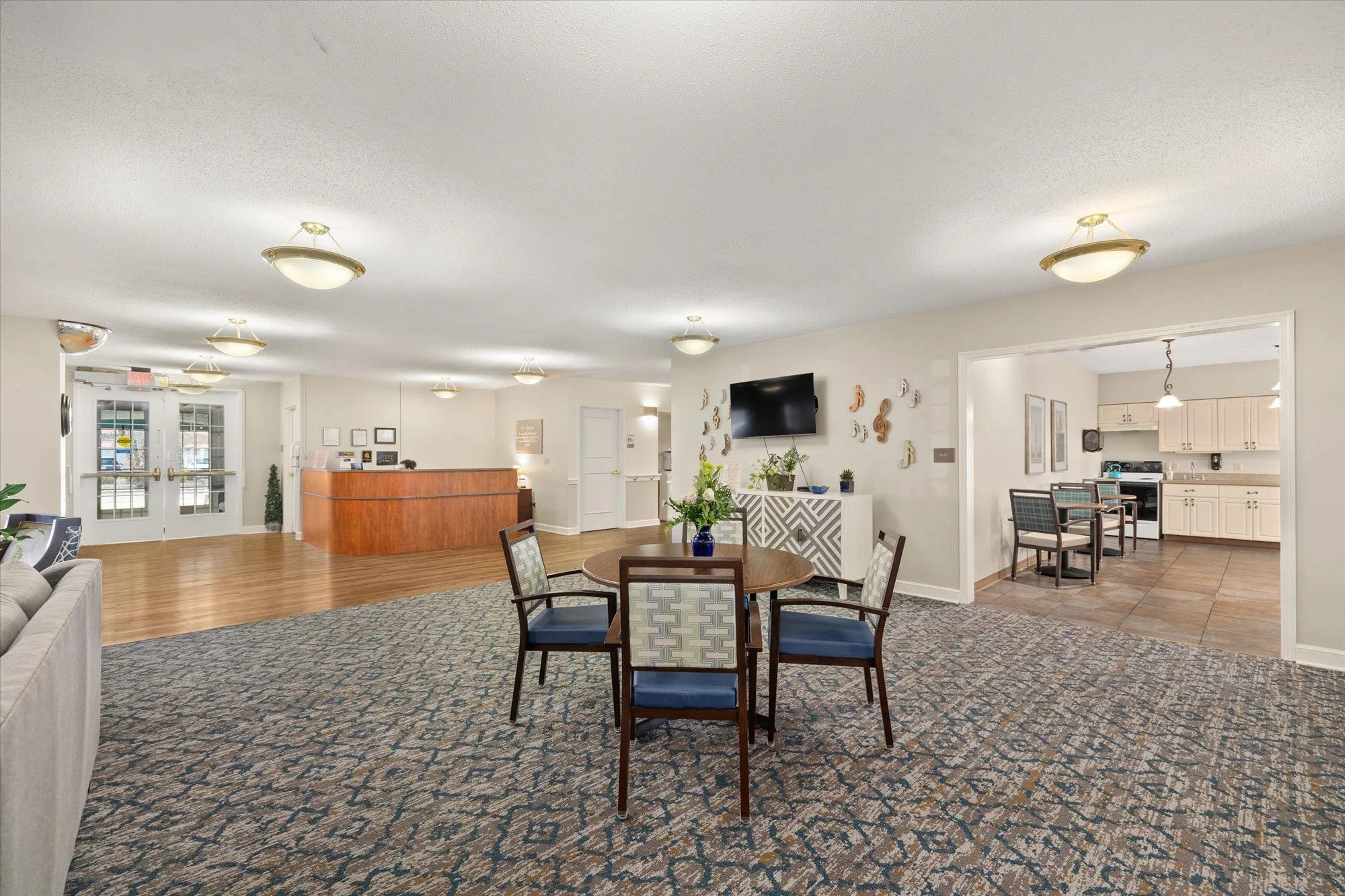 ONTARIO ESTATES SENIOR LIVING