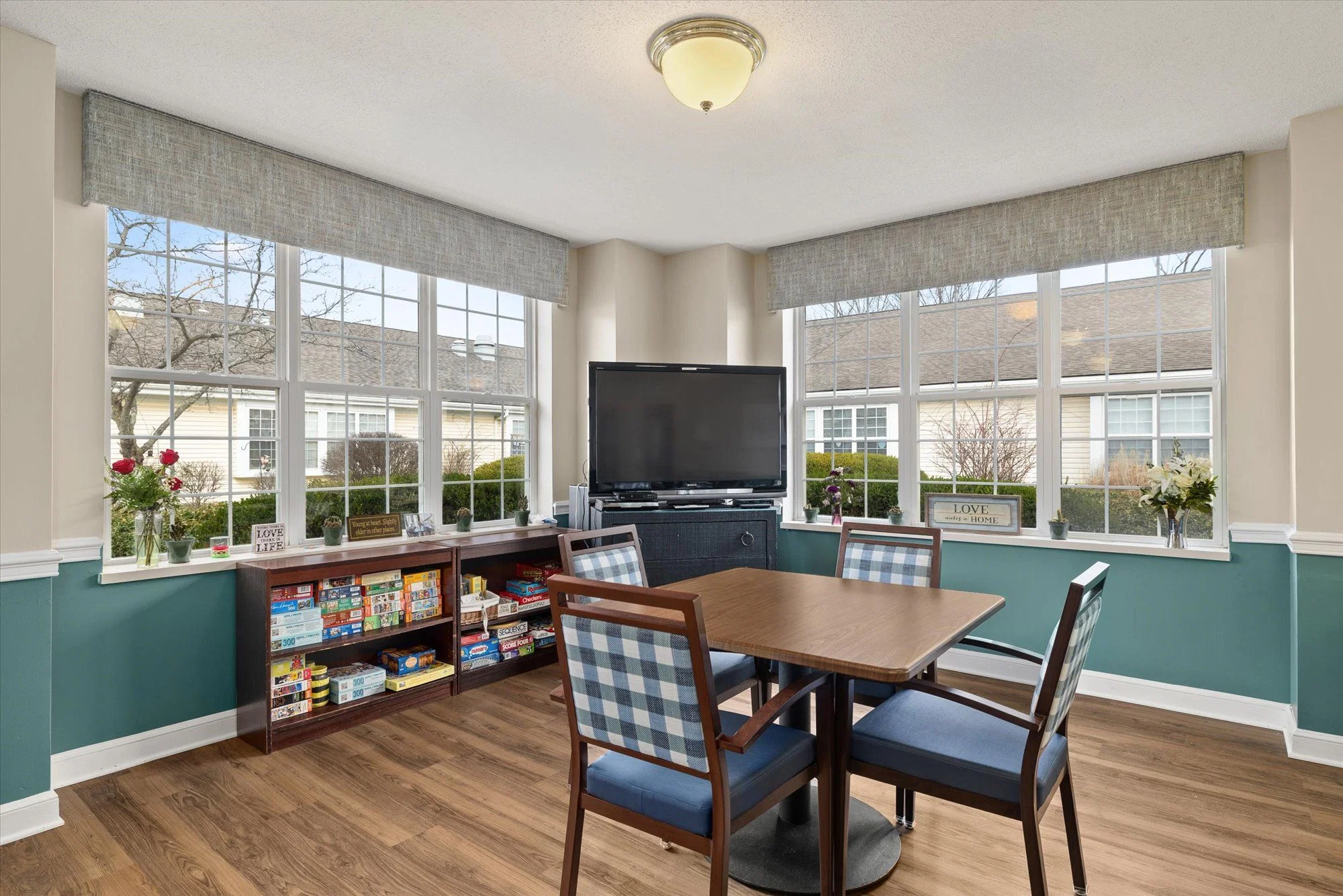 ONTARIO ESTATES SENIOR LIVING
