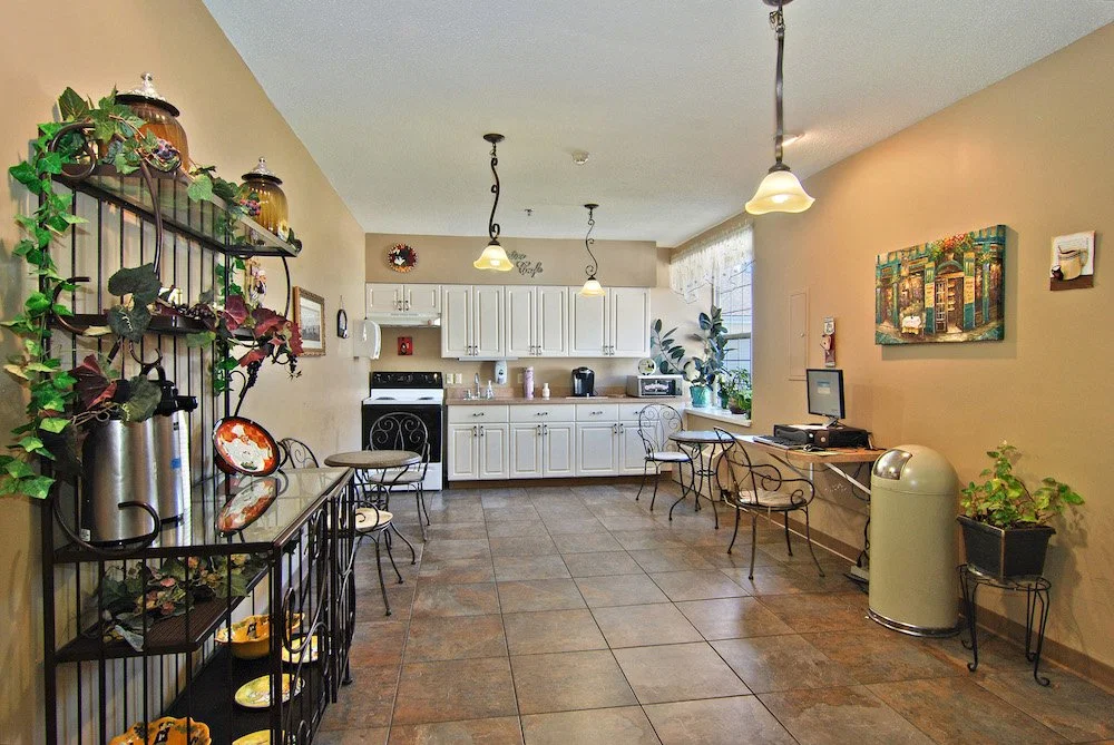 ONTARIO ESTATES SENIOR LIVING
