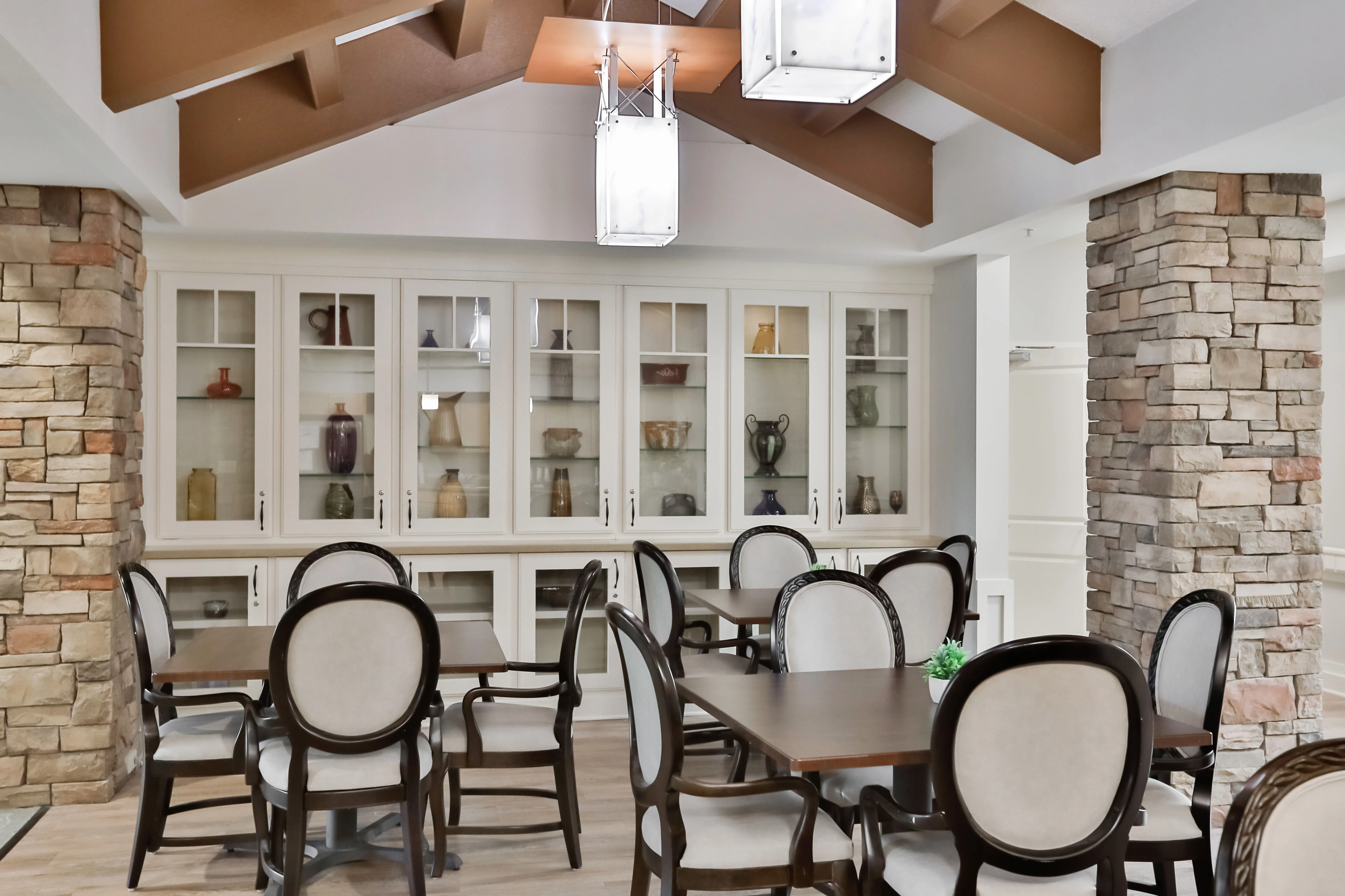 PEREGRINE SENIOR LIVING AT GUILDERLAND