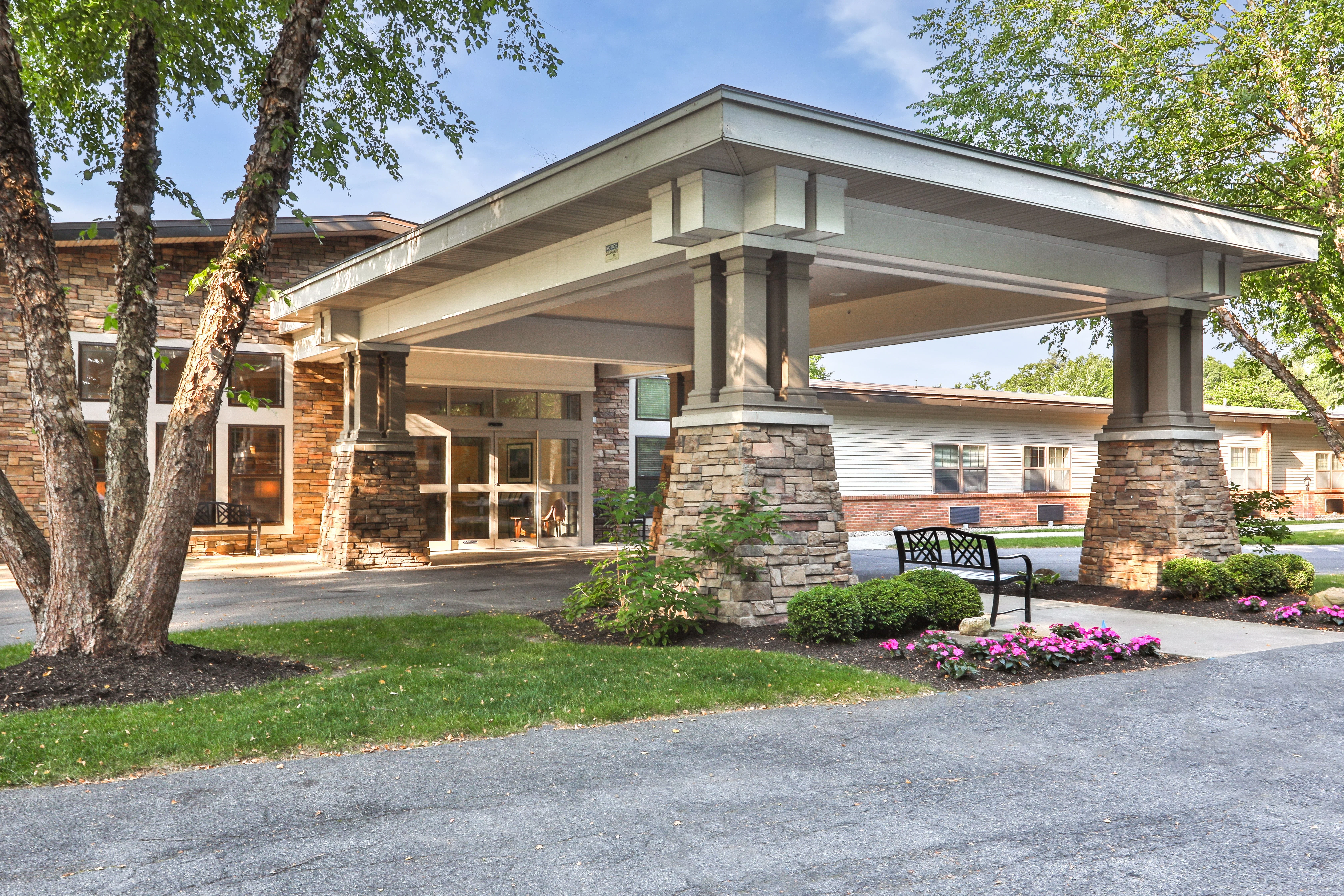 PEREGRINE SENIOR LIVING AT GUILDERLAND
