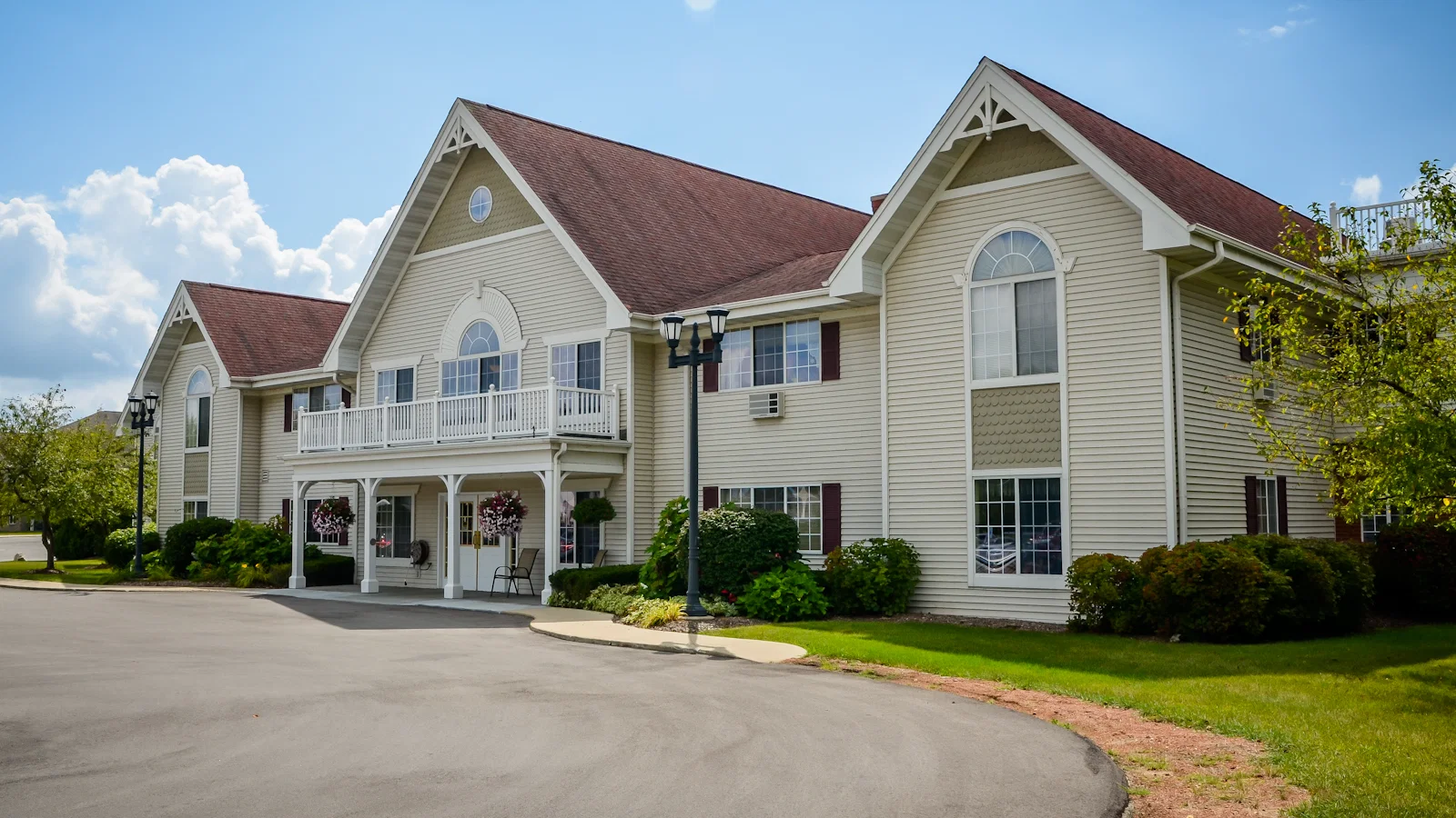PINE BROOK POINTE