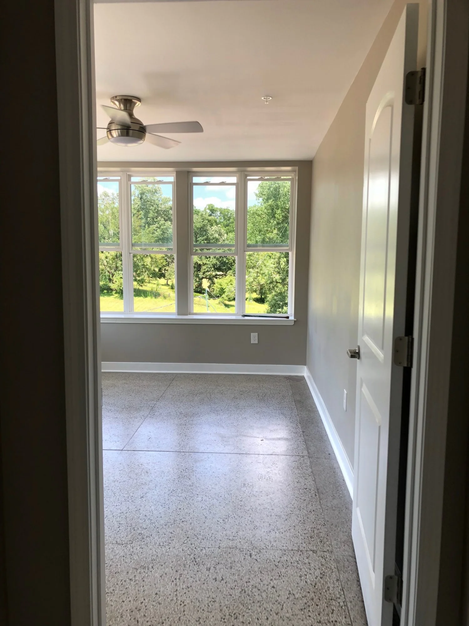 Pine Knoll Apartments