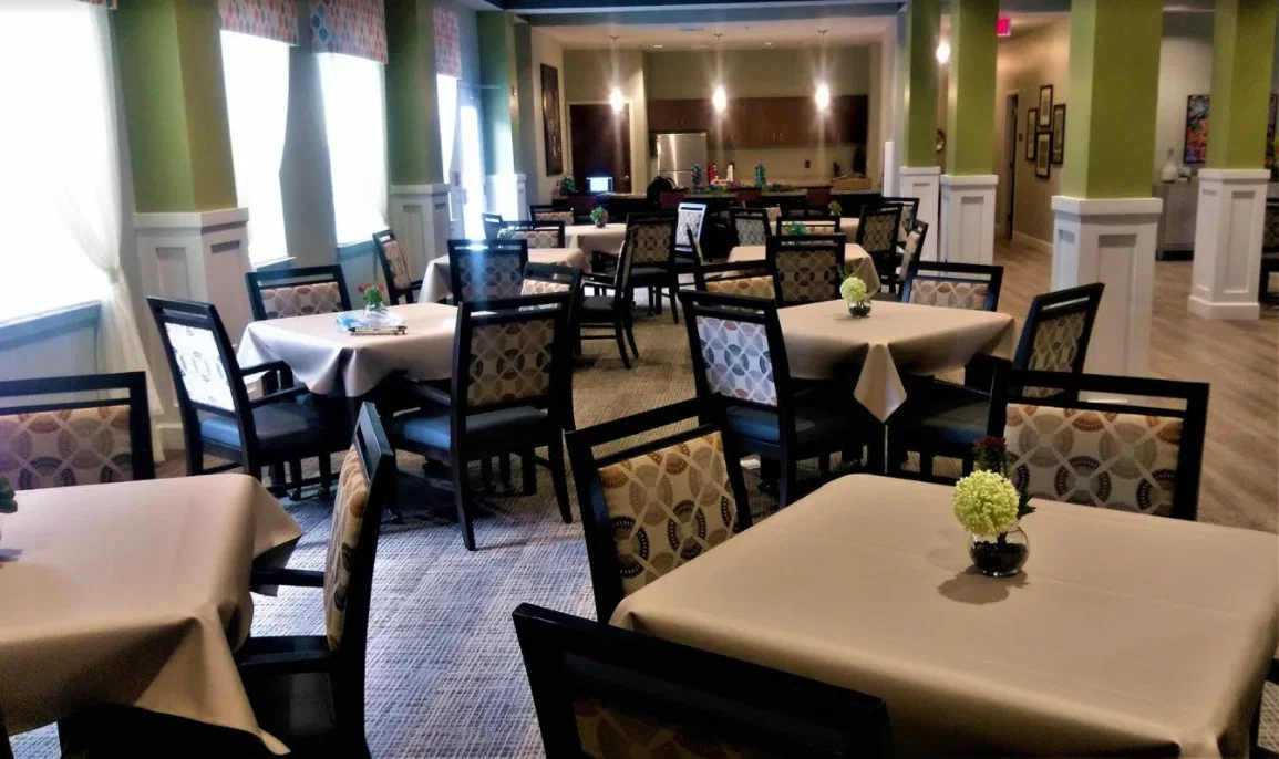 PINNACLE ASSISTED LIVING