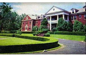 Presidential Oaks - Assisted Living photo