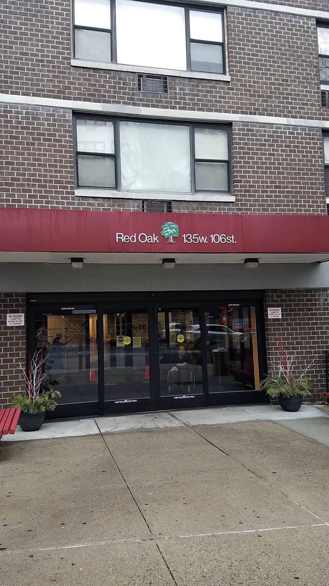 Red Oak Apartments