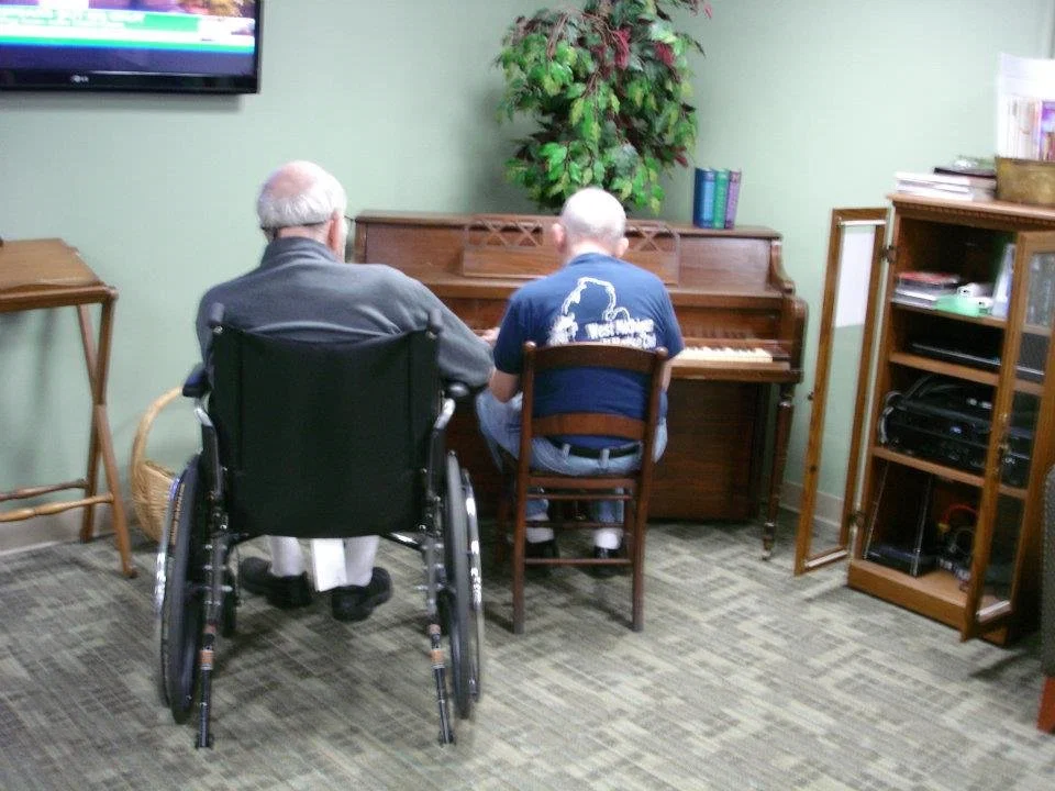 ROBBINSWOOD ASSISTED LIVING