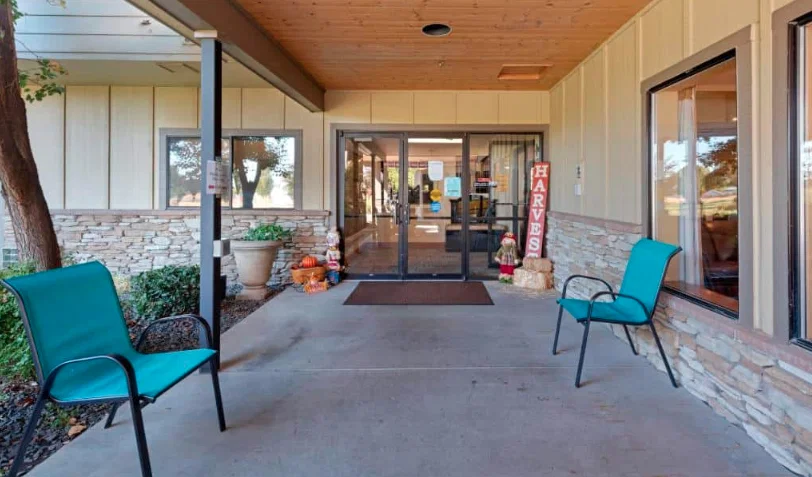 ROYAL COLUMBIAN SENIOR LIVING