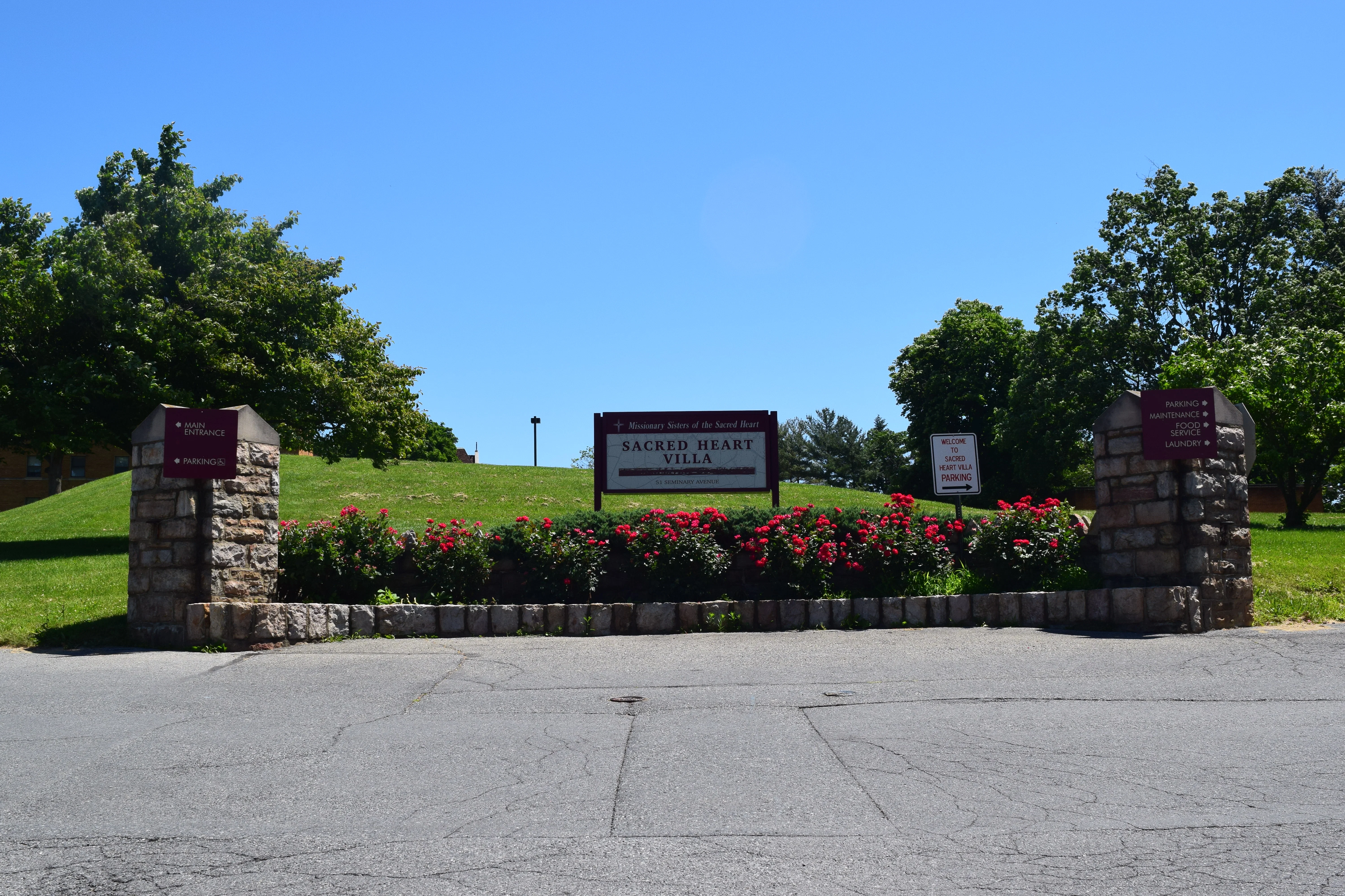 SACRED HEART VILLA SENIOR LIVING