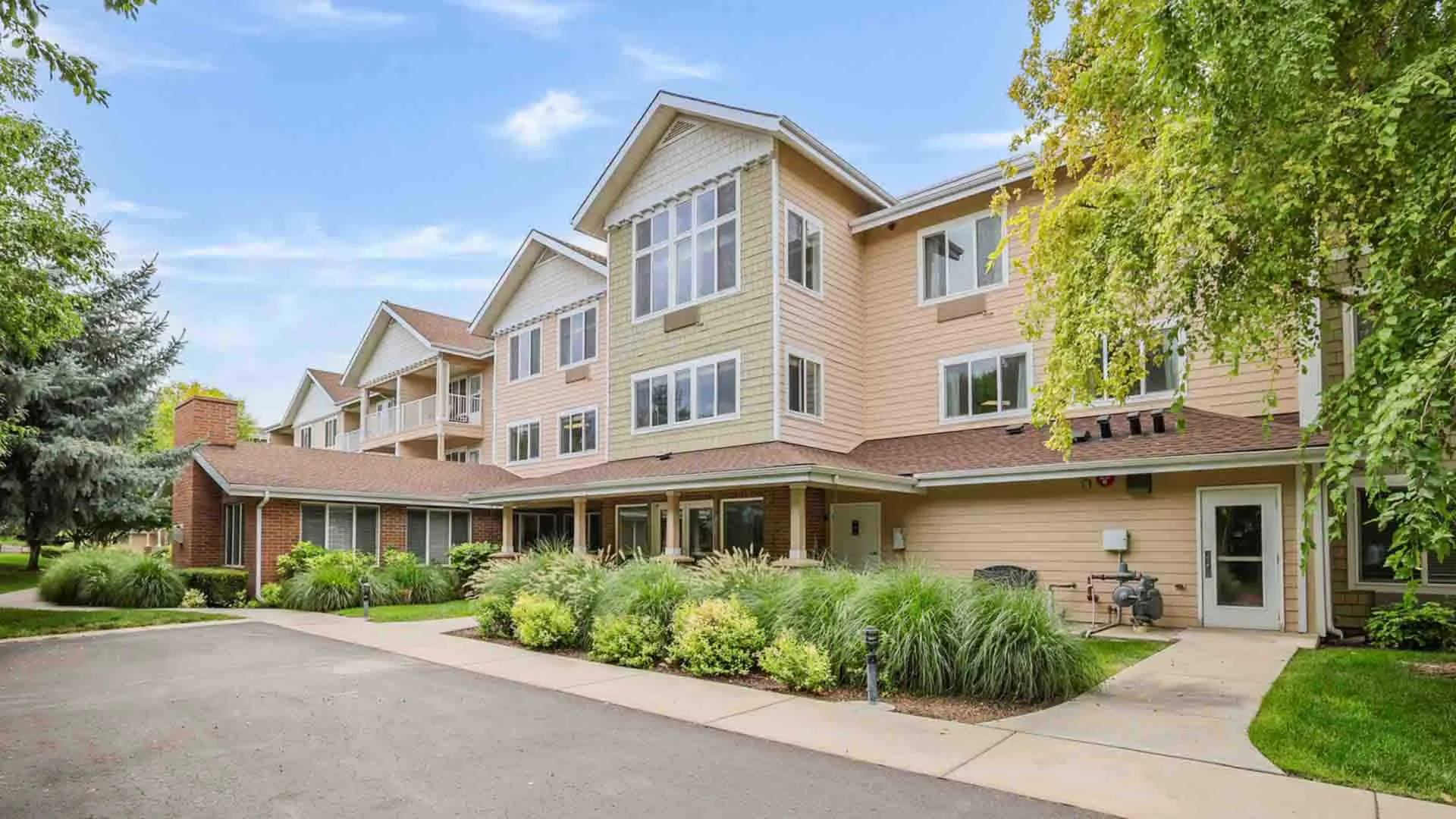 Salmon Creek Gracious Retirement Living