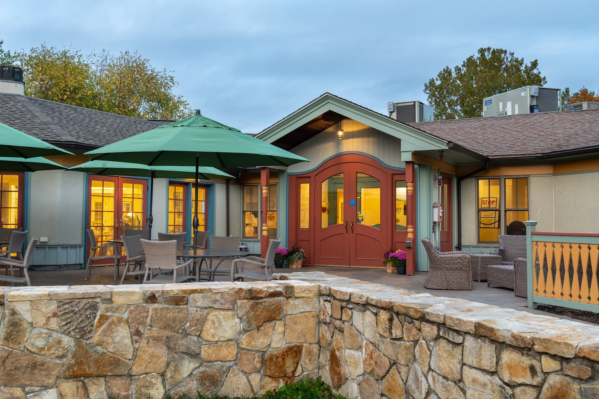Scandinavian Living Center